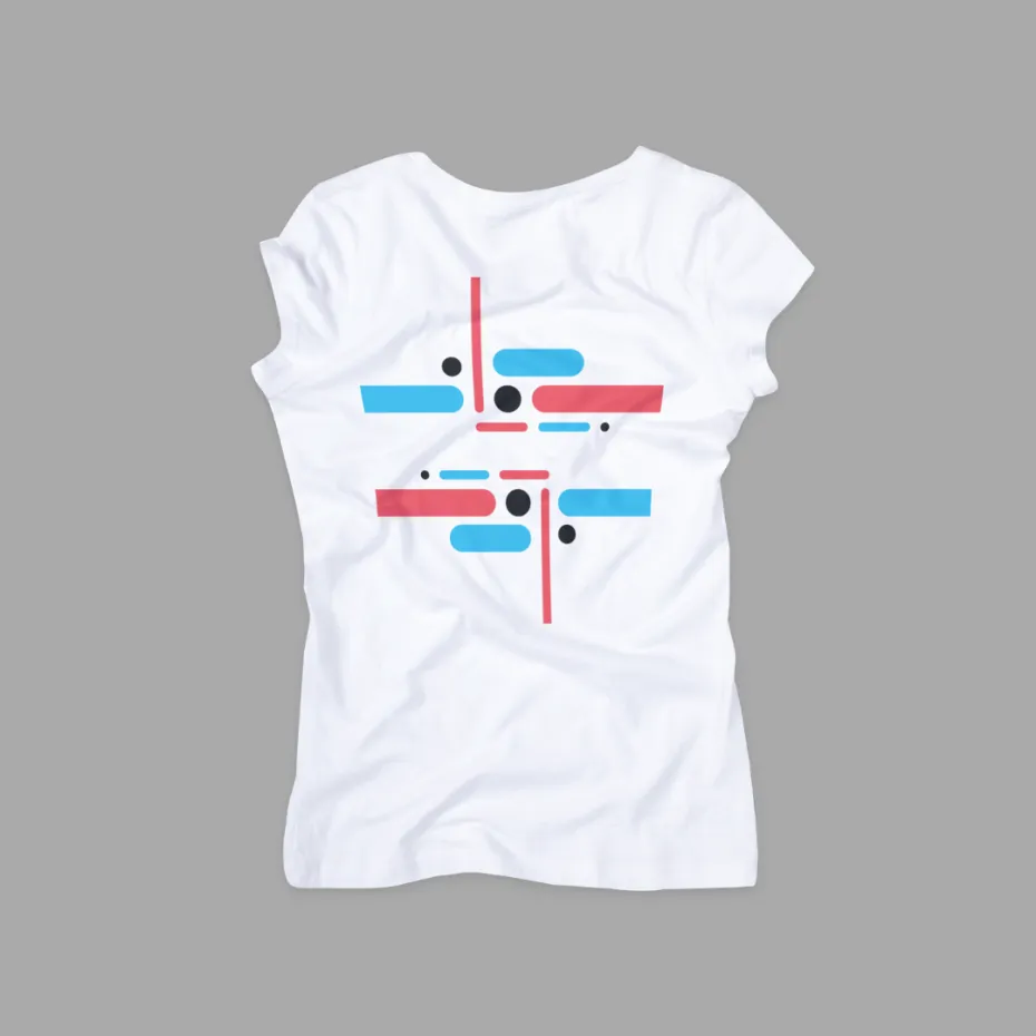 Кинетика, бела женска мајица